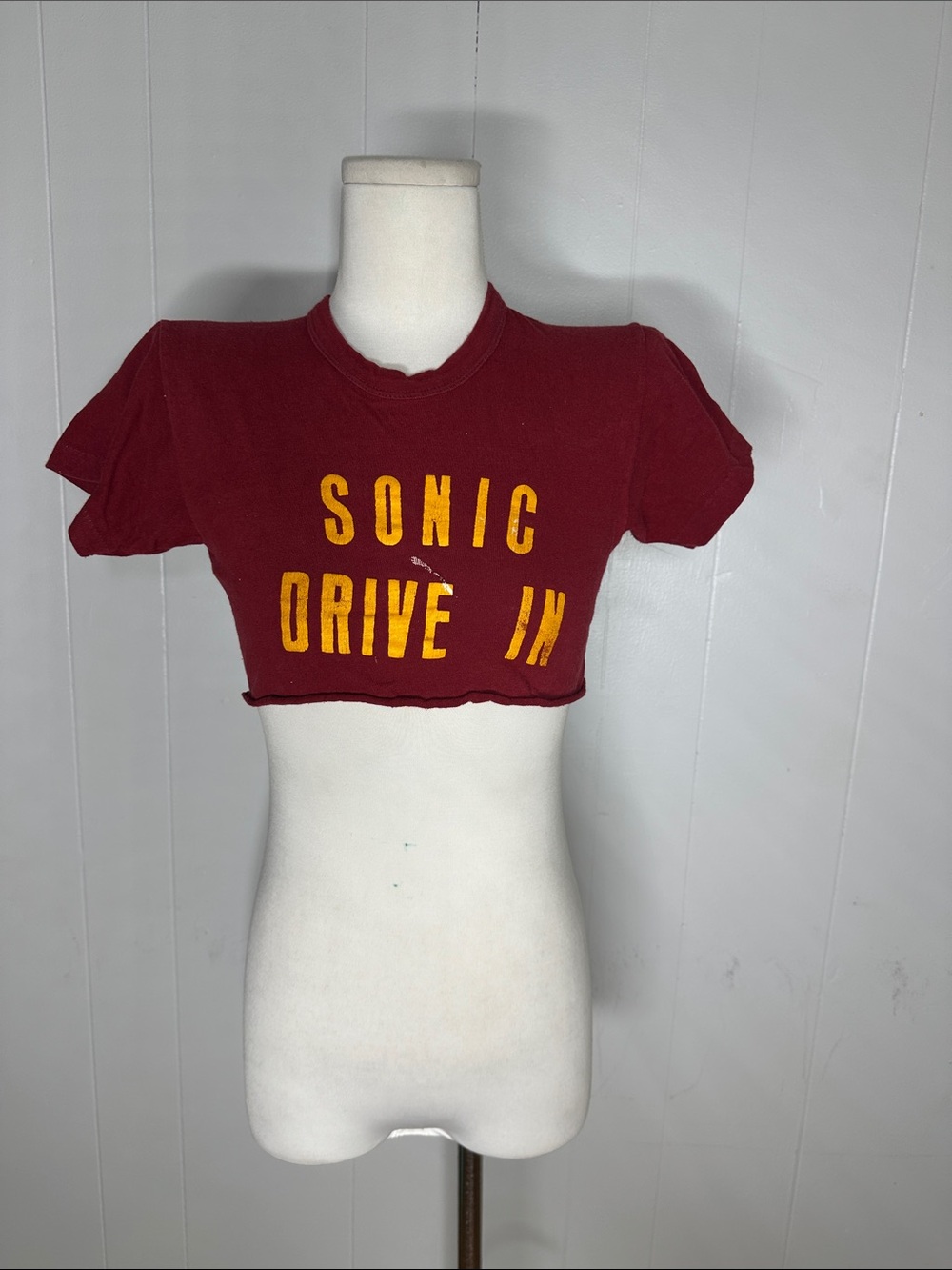 Vintage 1970s Sonic Drive In #7 Tiny Cropped Babe Top Tee